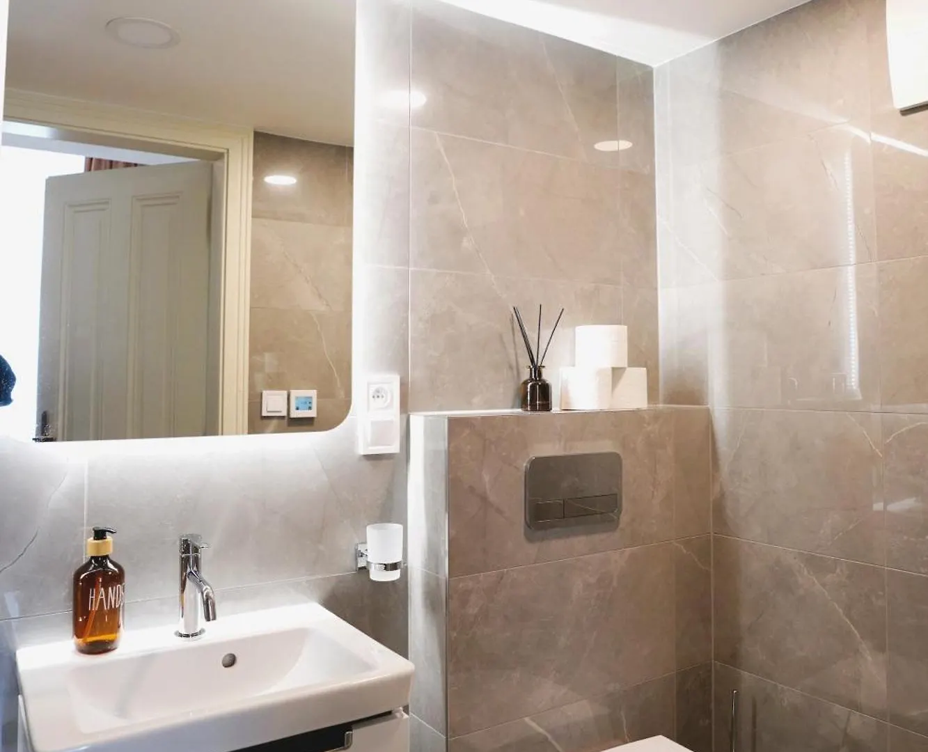 Luxemi Apartments I City Center Premium Studio Πράγα