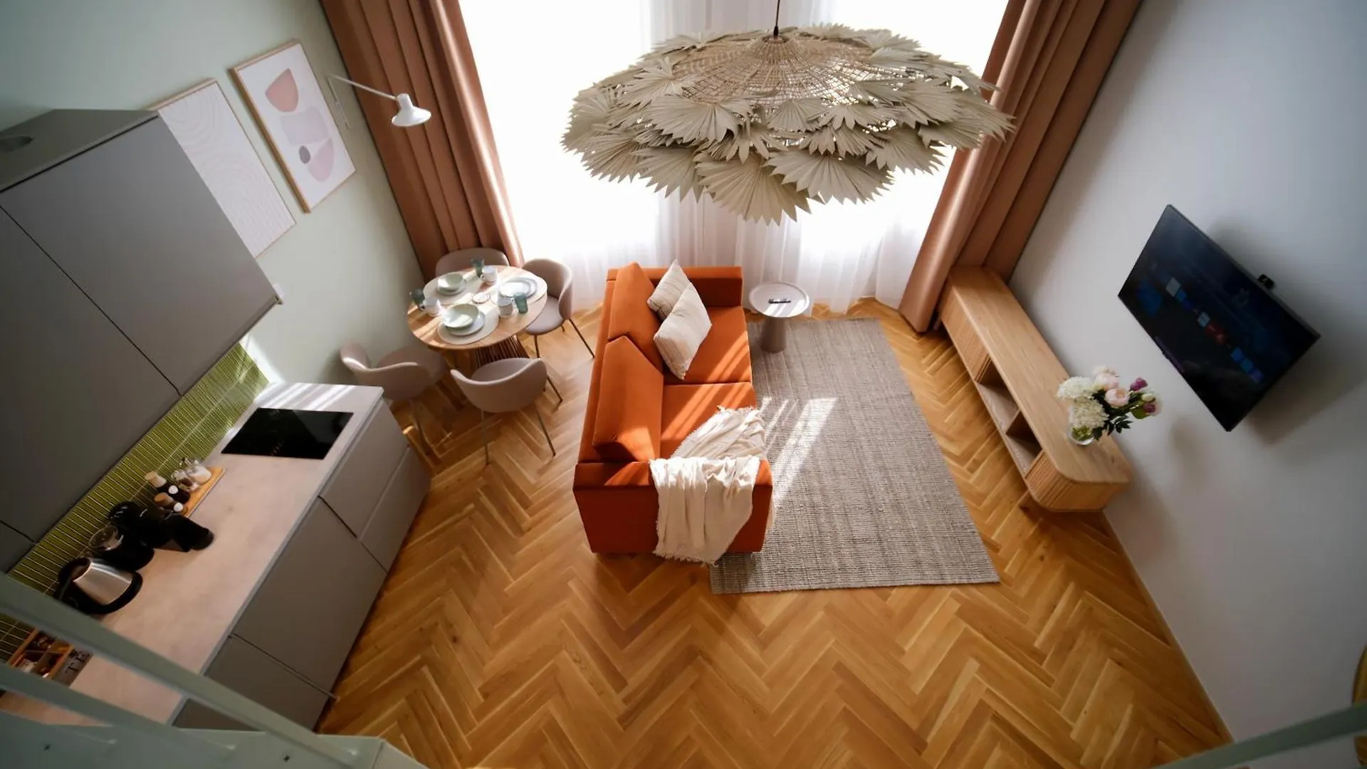 Luxemi Apartments I City Center Premium Studio의 연락처