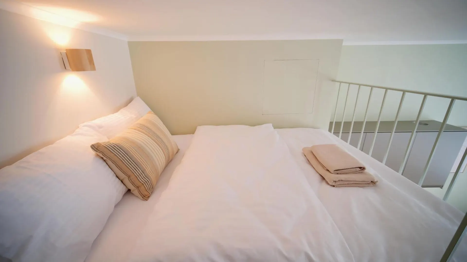 Luxemi Apartments I City Center Premium Studio 프라하